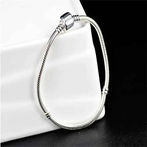 Pulseira Clássica de Prata para Berloques
