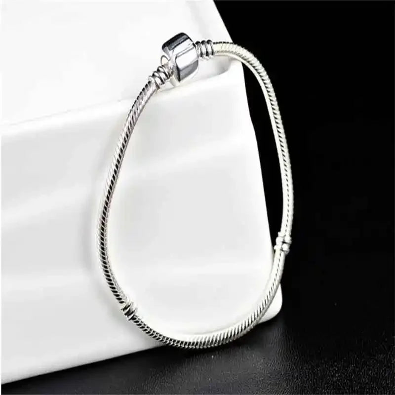 Pulseira Clássica de Prata para Berloques